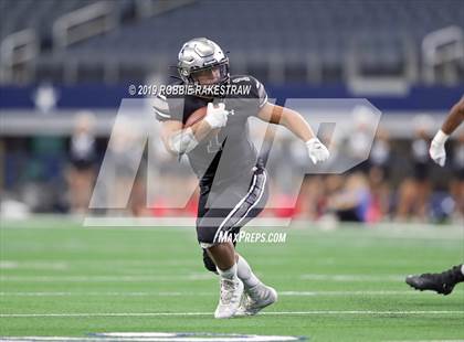 Thumbnail 2 in Cedar Hill vs. Guyer (UIL 6A Division 2 Region 1 Area Playoff) photogallery.