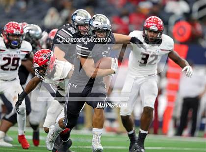 Thumbnail 1 in Cedar Hill vs. Guyer (UIL 6A Division 2 Region 1 Area Playoff) photogallery.