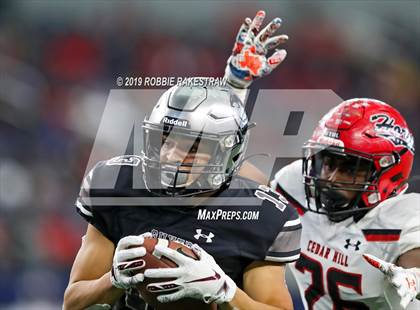 Thumbnail 3 in Cedar Hill vs. Guyer (UIL 6A Division 2 Region 1 Area Playoff) photogallery.