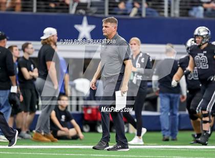 Thumbnail 2 in Cedar Hill vs. Guyer (UIL 6A Division 2 Region 1 Area Playoff) photogallery.