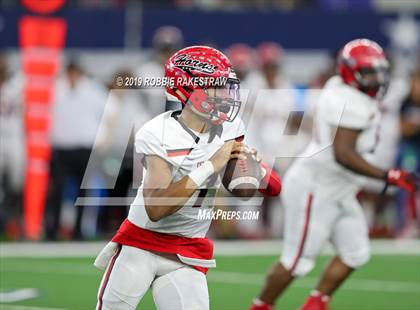 Thumbnail 2 in Cedar Hill vs. Guyer (UIL 6A Division 2 Region 1 Area Playoff) photogallery.