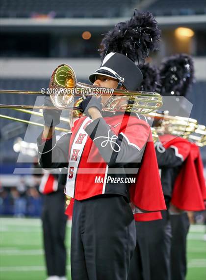 Thumbnail 2 in Cedar Hill vs. Guyer (UIL 6A Division 2 Region 1 Area Playoff) photogallery.