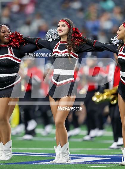 Thumbnail 1 in Cedar Hill vs. Guyer (UIL 6A Division 2 Region 1 Area Playoff) photogallery.