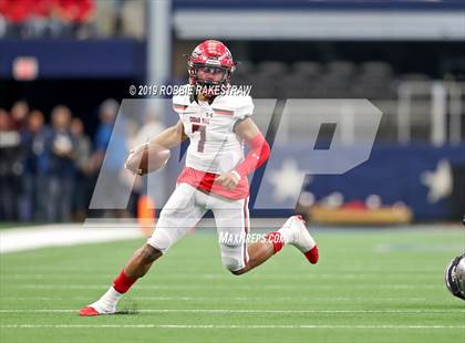 Thumbnail 2 in Cedar Hill vs. Guyer (UIL 6A Division 2 Region 1 Area Playoff) photogallery.