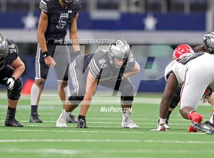 Thumbnail 3 in Cedar Hill vs. Guyer (UIL 6A Division 2 Region 1 Area Playoff) photogallery.