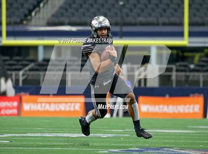Thumbnail 2 in Cedar Hill vs. Guyer (UIL 6A Division 2 Region 1 Area Playoff) photogallery.
