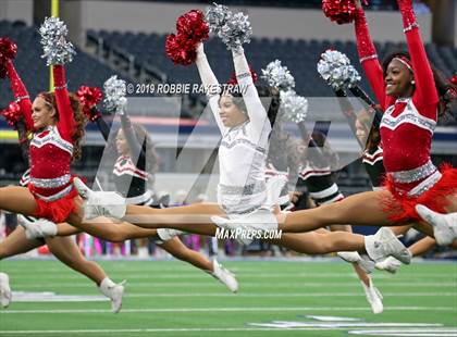 Thumbnail 3 in Cedar Hill vs. Guyer (UIL 6A Division 2 Region 1 Area Playoff) photogallery.