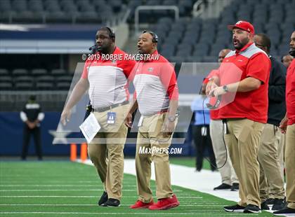 Thumbnail 1 in Cedar Hill vs. Guyer (UIL 6A Division 2 Region 1 Area Playoff) photogallery.