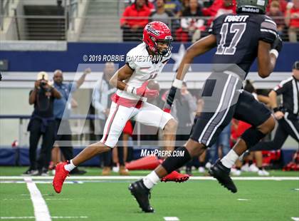 Thumbnail 2 in Cedar Hill vs. Guyer (UIL 6A Division 2 Region 1 Area Playoff) photogallery.