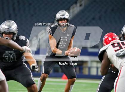 Thumbnail 1 in Cedar Hill vs. Guyer (UIL 6A Division 2 Region 1 Area Playoff) photogallery.