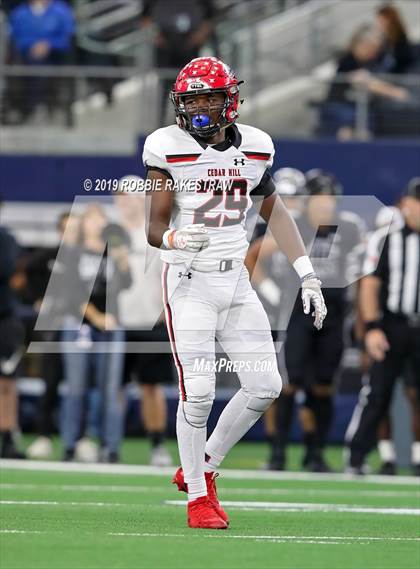 Thumbnail 2 in Cedar Hill vs. Guyer (UIL 6A Division 2 Region 1 Area Playoff) photogallery.
