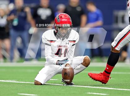 Thumbnail 2 in Cedar Hill vs. Guyer (UIL 6A Division 2 Region 1 Area Playoff) photogallery.