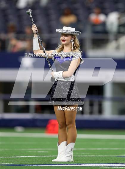 Thumbnail 3 in Cedar Hill vs. Guyer (UIL 6A Division 2 Region 1 Area Playoff) photogallery.
