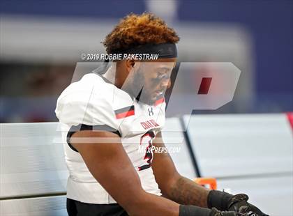 Thumbnail 2 in Cedar Hill vs. Guyer (UIL 6A Division 2 Region 1 Area Playoff) photogallery.