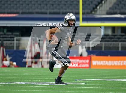 Thumbnail 1 in Cedar Hill vs. Guyer (UIL 6A Division 2 Region 1 Area Playoff) photogallery.