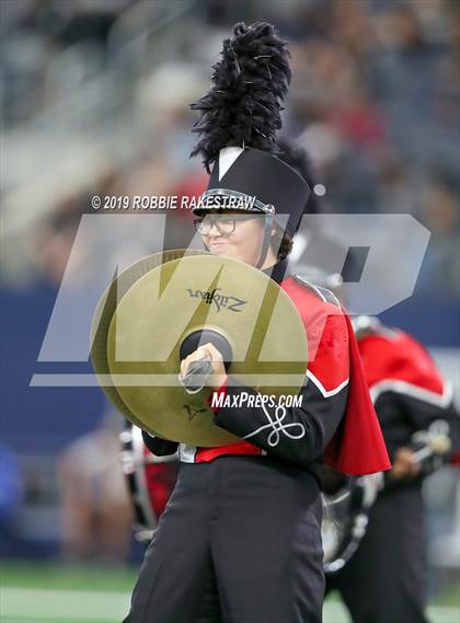 Thumbnail 3 in Cedar Hill vs. Guyer (UIL 6A Division 2 Region 1 Area Playoff) photogallery.