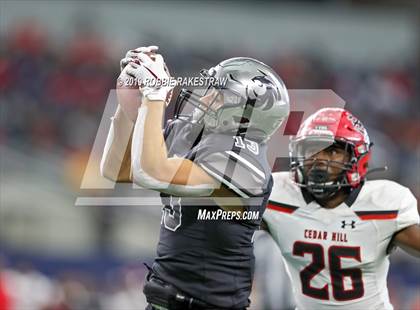 Thumbnail 1 in Cedar Hill vs. Guyer (UIL 6A Division 2 Region 1 Area Playoff) photogallery.