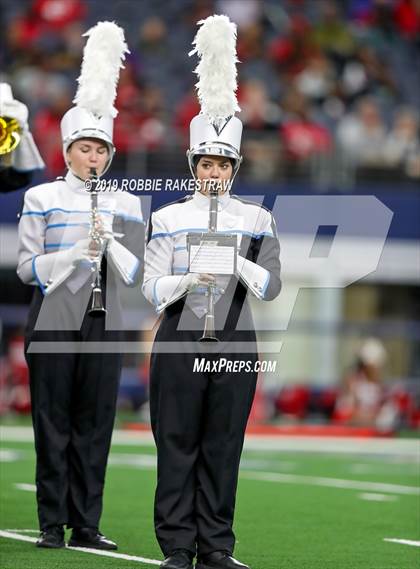 Thumbnail 2 in Cedar Hill vs. Guyer (UIL 6A Division 2 Region 1 Area Playoff) photogallery.