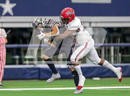 Thumbnail 1 in Cedar Hill vs. Guyer (UIL 6A Division 2 Region 1 Area Playoff) photogallery.