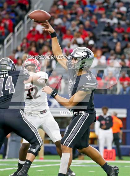 Thumbnail 2 in Cedar Hill vs. Guyer (UIL 6A Division 2 Region 1 Area Playoff) photogallery.
