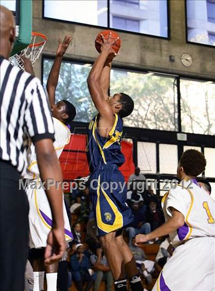 Thumbnail 2 in Oakland Tech vs. Pinole Valley (I Have A Dream Classic) photogallery.