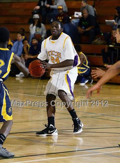 Thumbnail 2 in Oakland Tech vs. Pinole Valley (I Have A Dream Classic) photogallery.