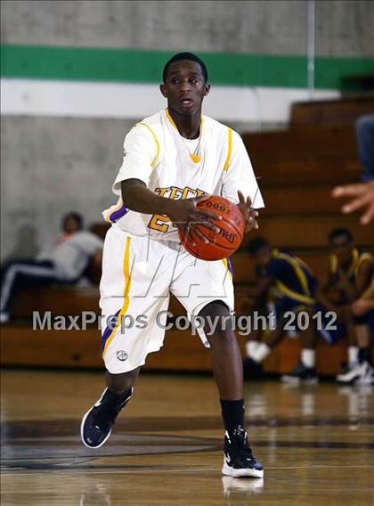 Thumbnail 1 in Oakland Tech vs. Pinole Valley (I Have A Dream Classic) photogallery.