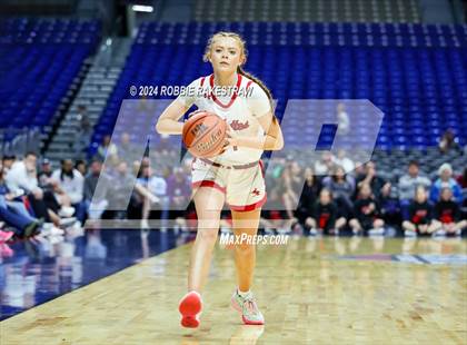 Thumbnail 1 in Huntington vs. Shallowater (UIL 3A Basketball Final) photogallery.