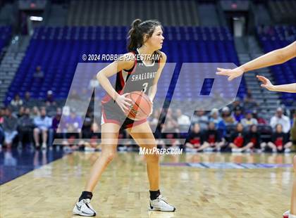 Thumbnail 2 in Huntington vs. Shallowater (UIL 3A Basketball Final) photogallery.