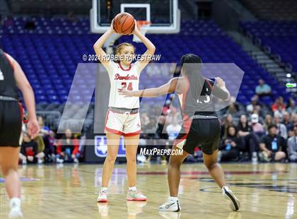 Thumbnail 1 in Huntington vs. Shallowater (UIL 3A Basketball Final) photogallery.