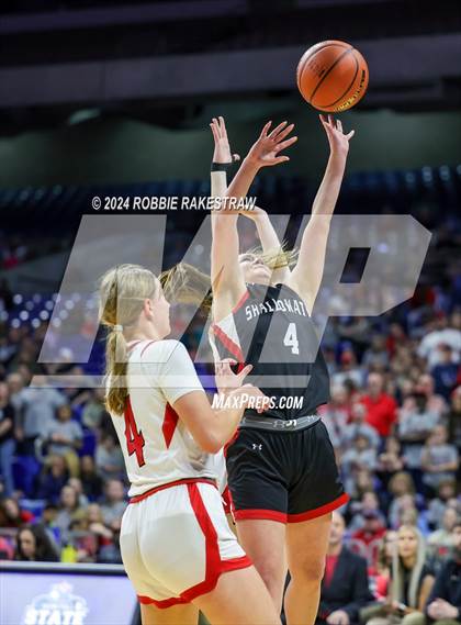 Thumbnail 3 in Huntington vs. Shallowater (UIL 3A Basketball Final) photogallery.
