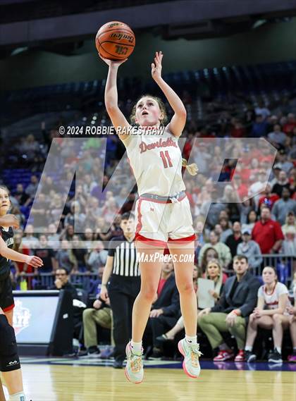 Thumbnail 3 in Huntington vs. Shallowater (UIL 3A Basketball Final) photogallery.