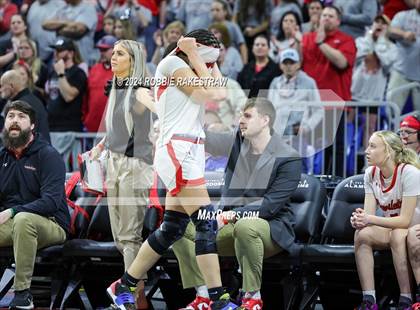 Thumbnail 2 in Huntington vs. Shallowater (UIL 3A Basketball Final) photogallery.