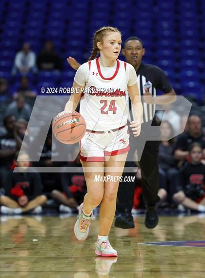 Thumbnail 3 in Huntington vs. Shallowater (UIL 3A Basketball Final) photogallery.