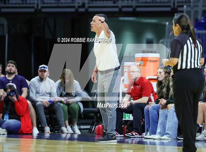 Thumbnail 3 in Huntington vs. Shallowater (UIL 3A Basketball Final) photogallery.