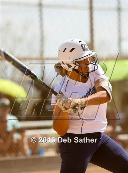 Thumbnail 2 in Apple Valley vs La Quinta photogallery.