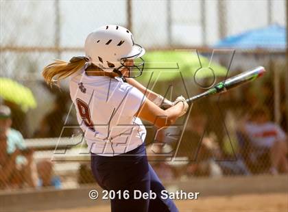 Thumbnail 3 in Apple Valley vs La Quinta photogallery.