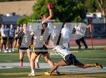 Thumbnail 2 in San Pedro @ Mira Costa photogallery.