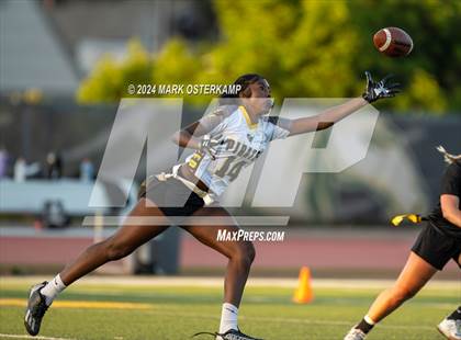 Thumbnail 2 in San Pedro @ Mira Costa photogallery.