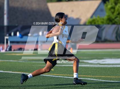 Thumbnail 3 in San Pedro @ Mira Costa photogallery.