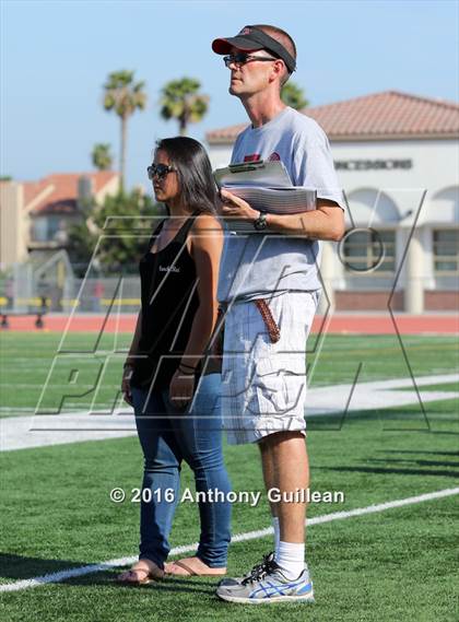 Thumbnail 1 in Northwood @ Tustin photogallery.