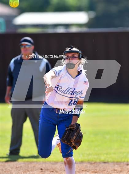 Thumbnail 1 in Star City vs Morrilton (AAA 4A State Playoff Round 2) photogallery.