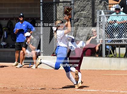 Thumbnail 2 in Star City vs Morrilton (AAA 4A State Playoff Round 2) photogallery.