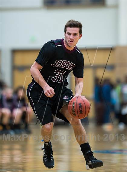 Thumbnail 3 in Murray vs. Jordan (Riverton Holiday Tournament) photogallery.