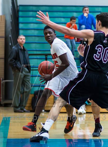 Thumbnail 3 in Murray vs. Jordan (Riverton Holiday Tournament) photogallery.