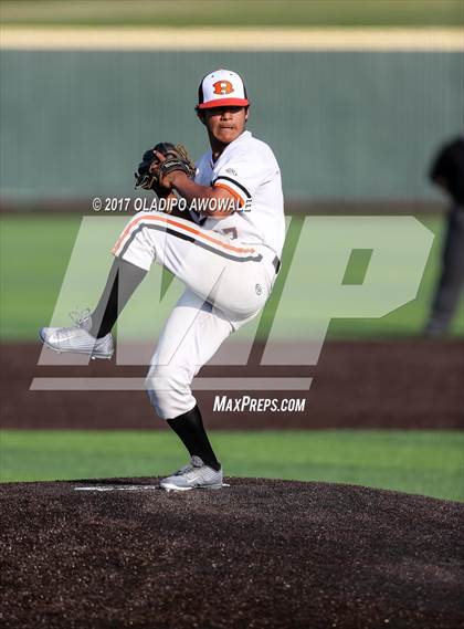 Thumbnail 1 in Guyer [John H.] vs Rockwall (Jesuit Tournament) photogallery.