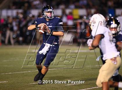 Thumbnail 2 in JSerra Catholic vs. St. John Bosco photogallery.