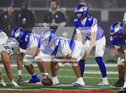 Thumbnail 1 in De La Salle vs Santa Margarita (CIF State Bowl Open Division Final) photogallery.