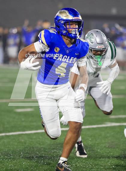 Thumbnail 1 in De La Salle vs Santa Margarita (CIF State Bowl Open Division Final) photogallery.