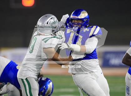 Thumbnail 3 in De La Salle vs Santa Margarita (CIF State Bowl Open Division Final) photogallery.